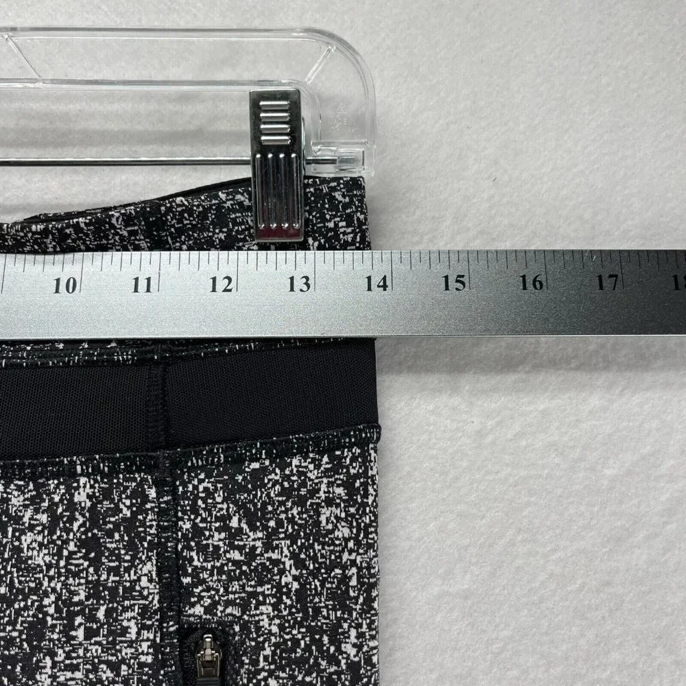 Lululemon Leggings Women Sz 6 Run Inspire Crop II Pull On Stretch Workout Gray - Picture 8 of 10
